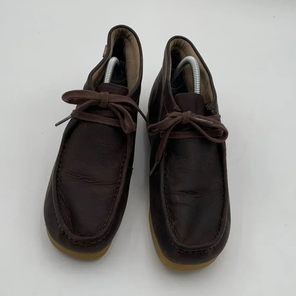 Clarks Wallabee brown leather chukka boots men’s size 10